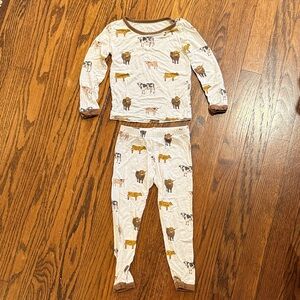 Kyte baby Moo cow 2 piece pajamas 18-24